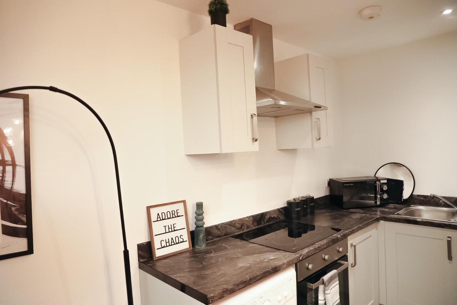 1 Bedroom Apartment Bradford City Centre Foster Square Екстер'єр фото