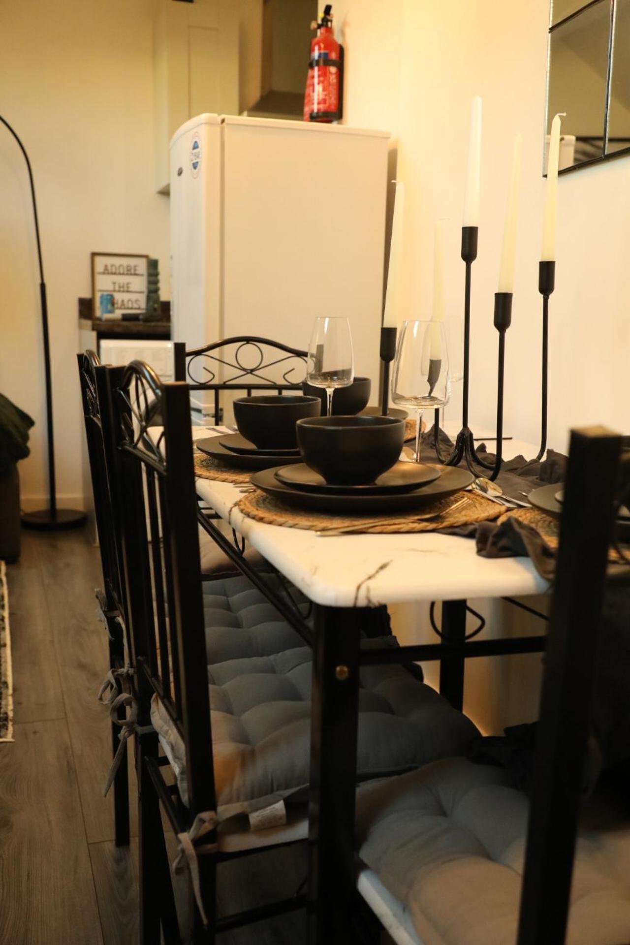 1 Bedroom Apartment Bradford City Centre Foster Square Екстер'єр фото