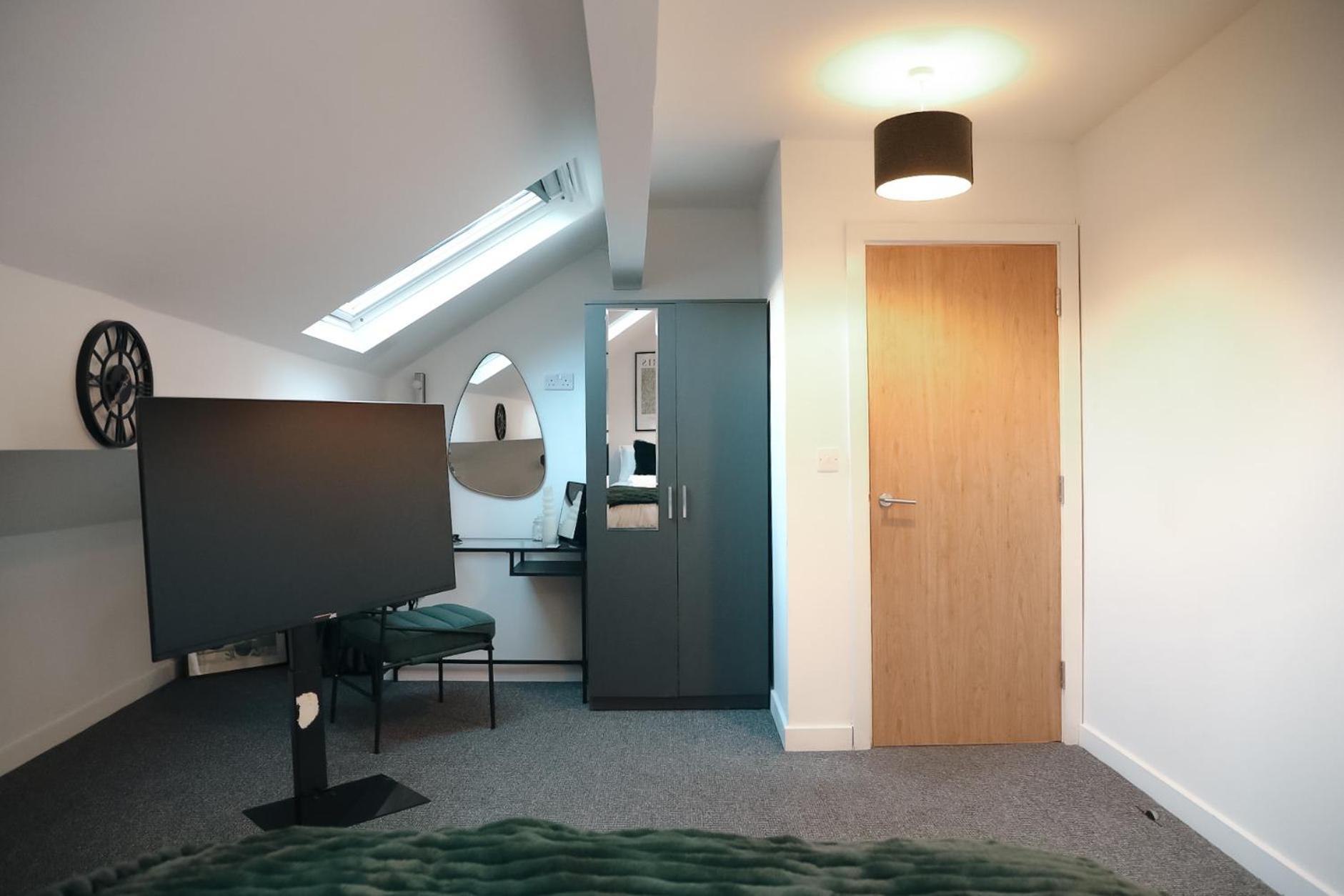 1 Bedroom Apartment Bradford City Centre Foster Square Екстер'єр фото