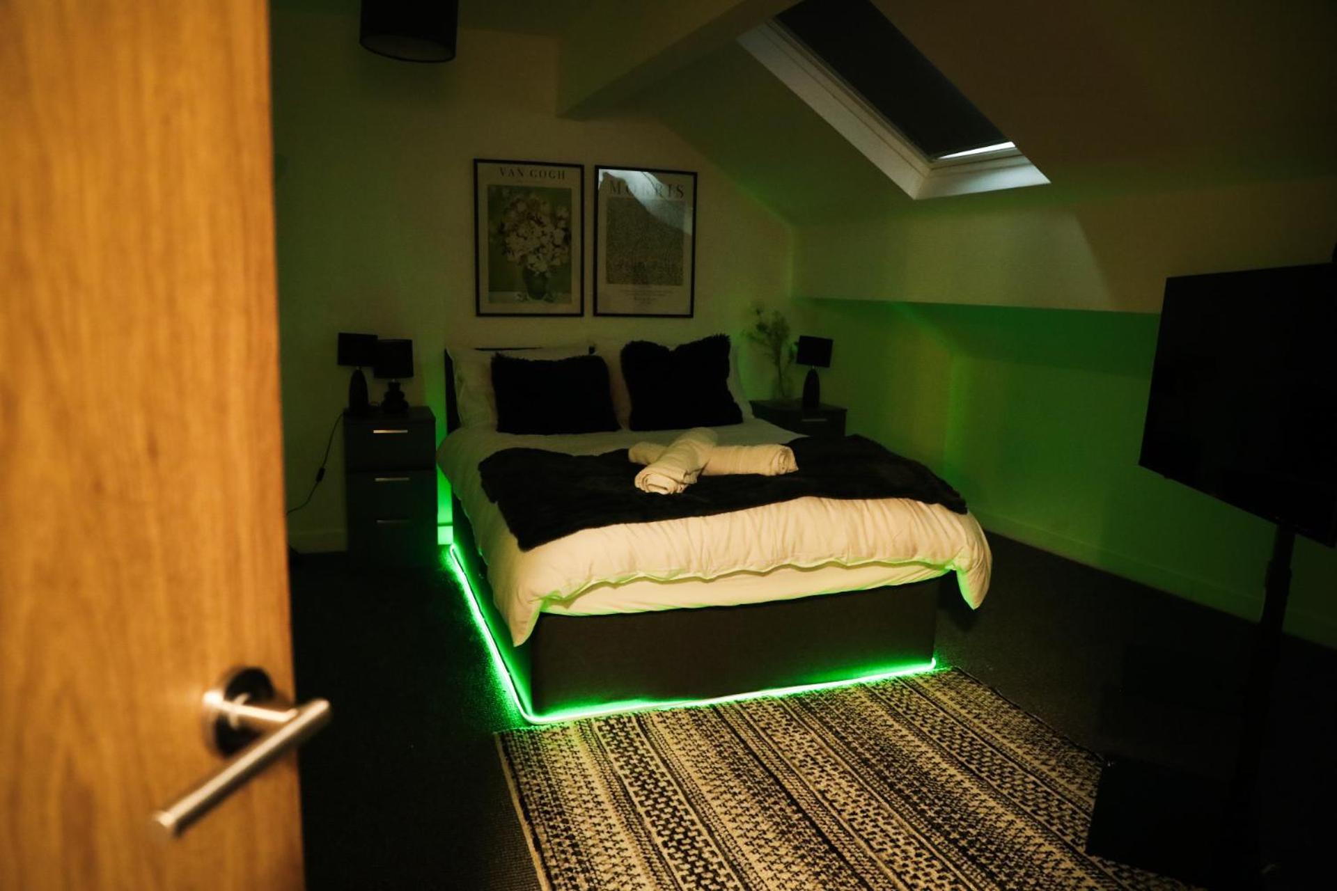 1 Bedroom Apartment Bradford City Centre Foster Square Екстер'єр фото